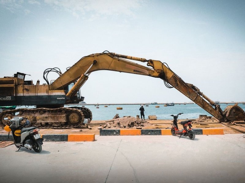 Chinese Mini Excavator: Factory-Direct Buying Guide - excavator digging and earthmoving