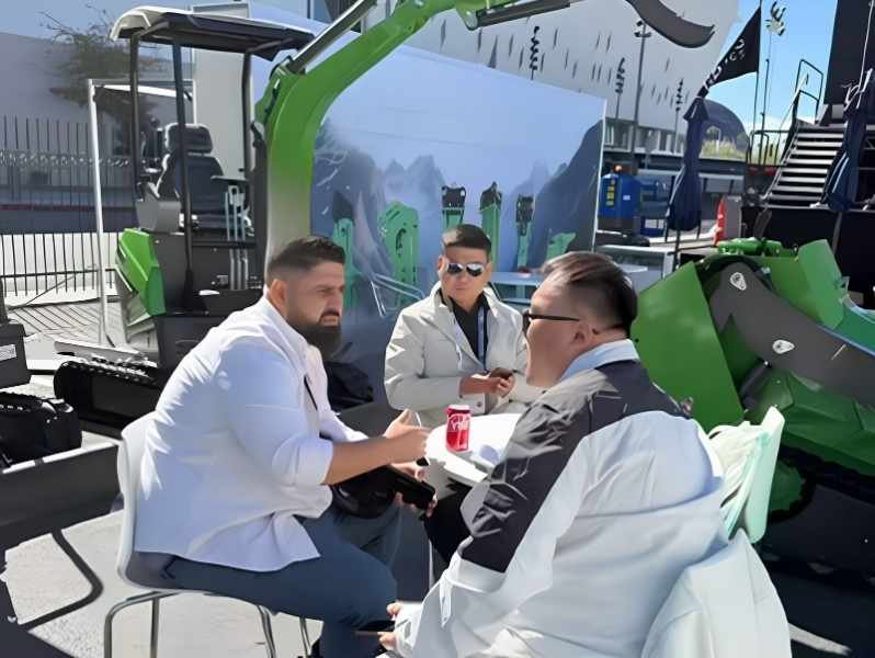 Las Vegas USA Construction Machinery Show | QISHENG Machinery Booth