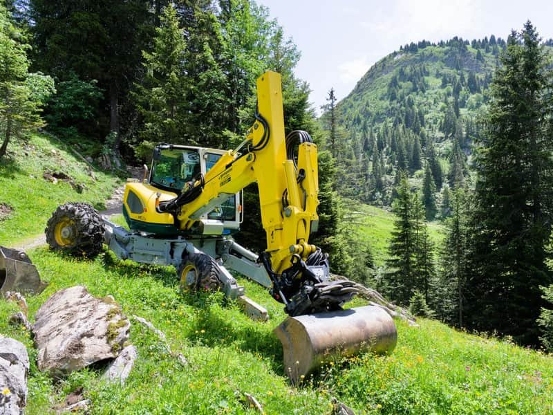 New Mini Digger: What to Check Before Buying - mini excavator working on a construction site