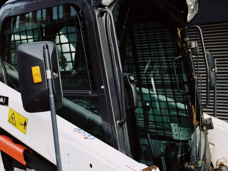 Rubber Tracks for Mini Excavators: Buying and Setup Guide