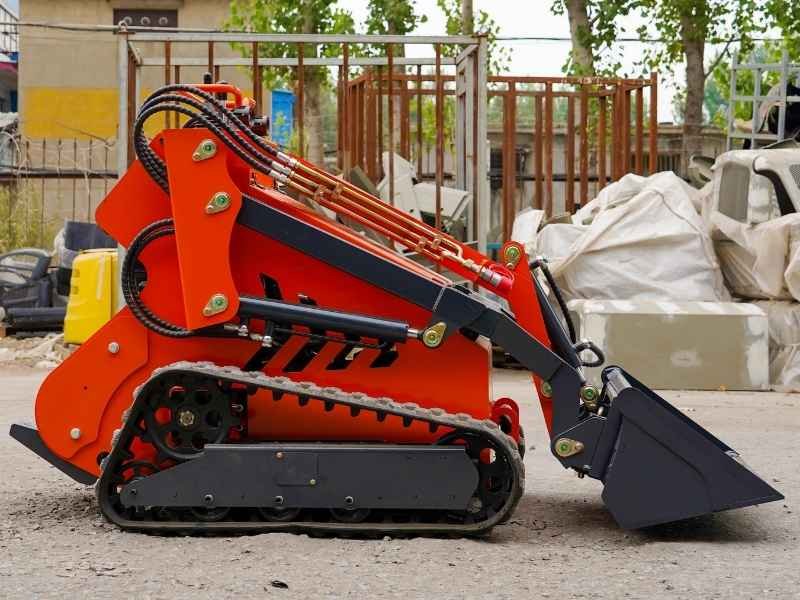 QS-380T tracked skid steer loader 45 degree view