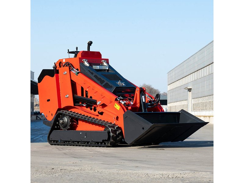 QS-525T tracked mini skid steer loader bucket view